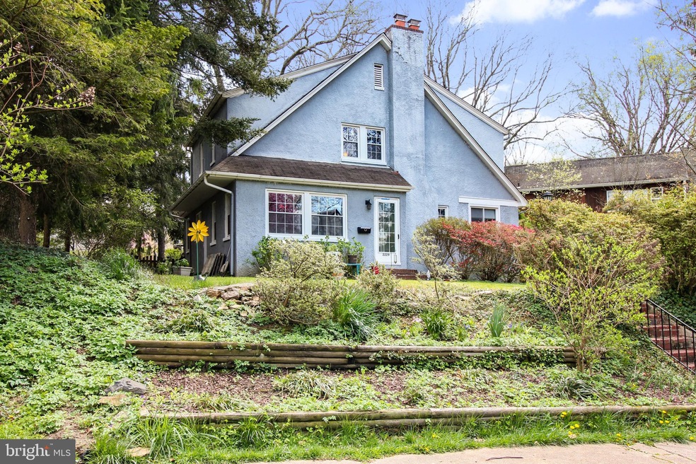 2229 Crest Rd, Baltimore, MD 21209 - photo 1