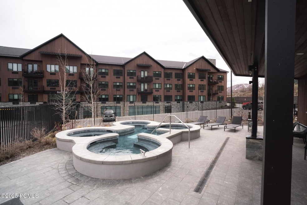 For Rent $1,950/month