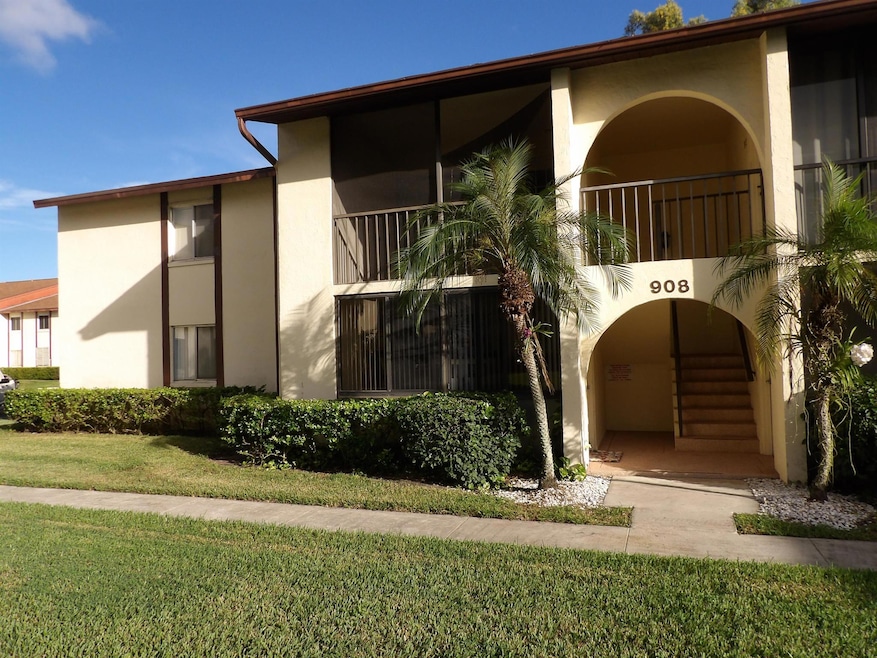 4969 Sable Pine Cir unit C2, West Palm Beach, FL 33417 - photo 1