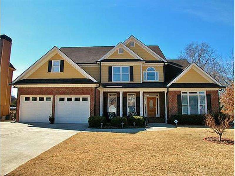 Traditional home offering 5 bedrooms & 4.5 baths
