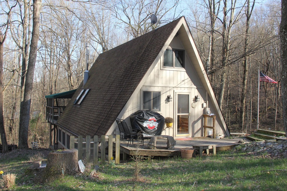 1108 Fox Ct, Sugar Grove, OH 43155 - photo 1