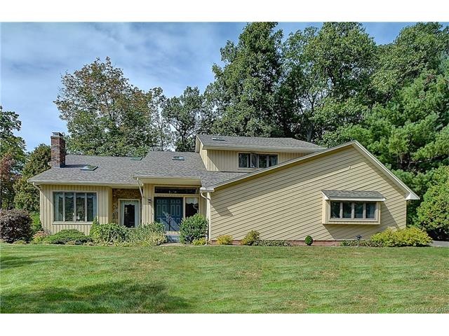 427 Tall Timbers Rd, Glastonbury, CT 06033 - photo 1