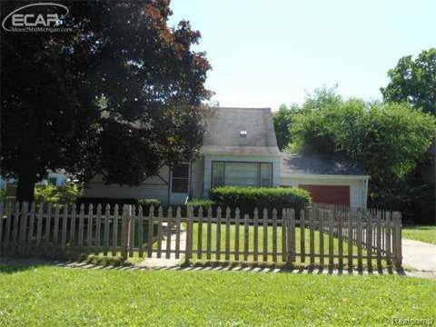1517 Greenbrook Ln, Flint, MI 48507 - photo 1
