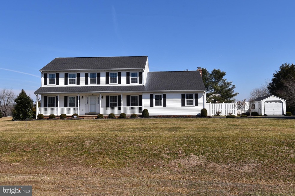 6769 Lake Dr, Warrenton, VA 20187 - photo 1