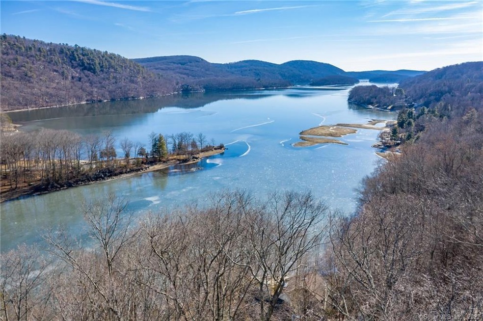 8 Locust Ln, Sherman, CT 06784 - photo 1