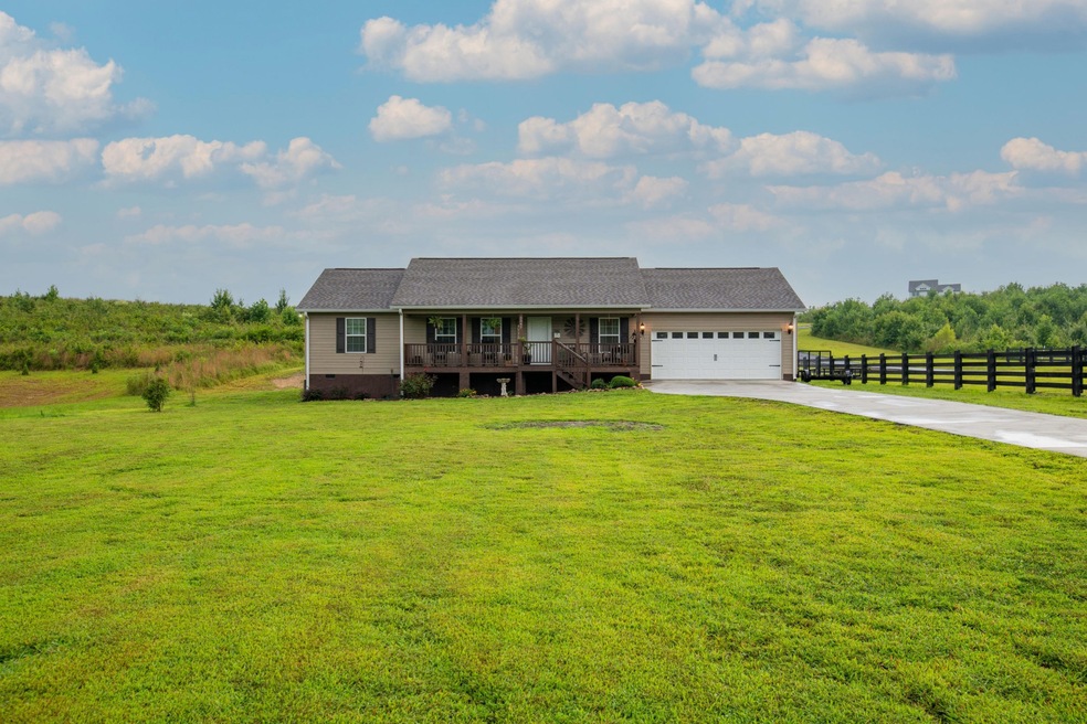 3347 Oscar Nance Rd, Tunnel Hill, GA 30755 - photo 1