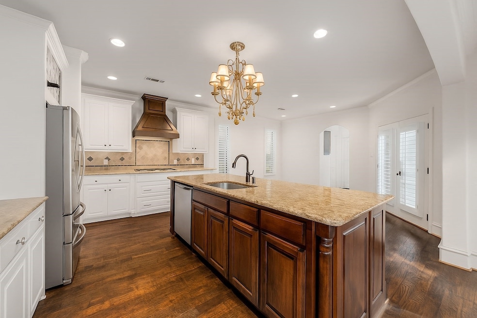 For Sale $1,299,000 • Co-Listing Agent