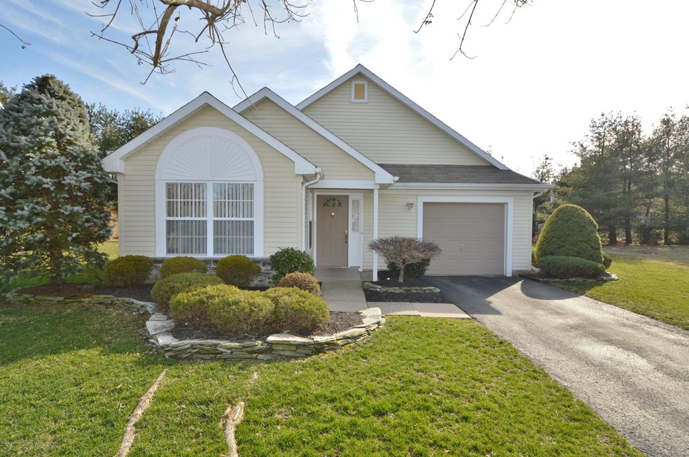 2358 W Ashfield Ct, Toms River, NJ 08755 - photo 1