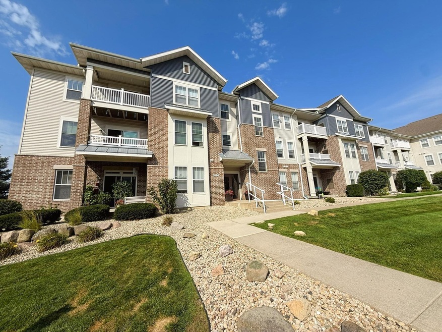 3848 Maple Grove Dr unit 105, Madison, WI 53719 - photo 1