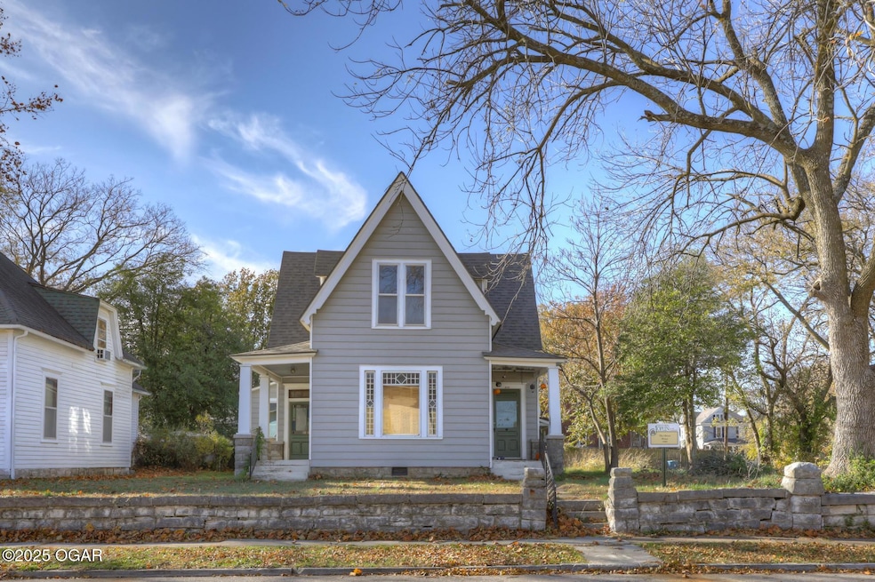 For Sale $175,000 • Co-Listing Agent