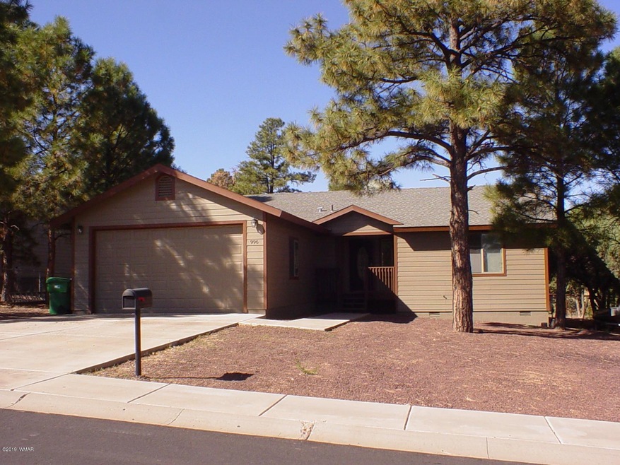 996 S Hunters Run, Show Low, AZ 85901 - photo 1