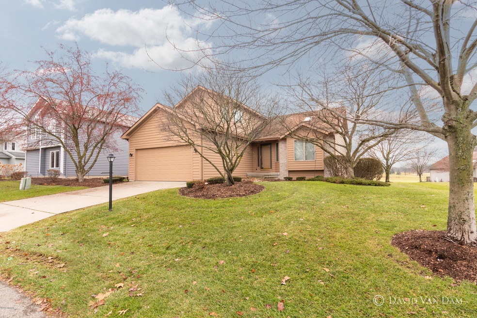 6997 Fariway Vista-1