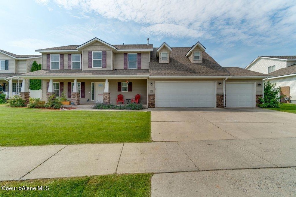 WELCOME HOME!