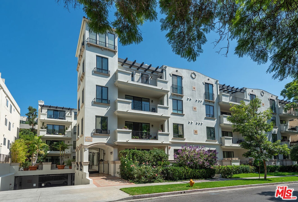 Sold $1,664,000 • Co-Listing Agent