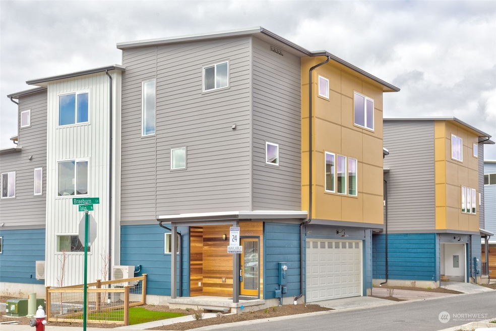 Photos are representative of builder's finished product.