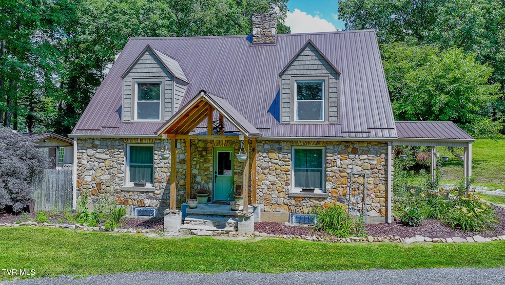 For Sale $635,000 • Co-Listing Agent