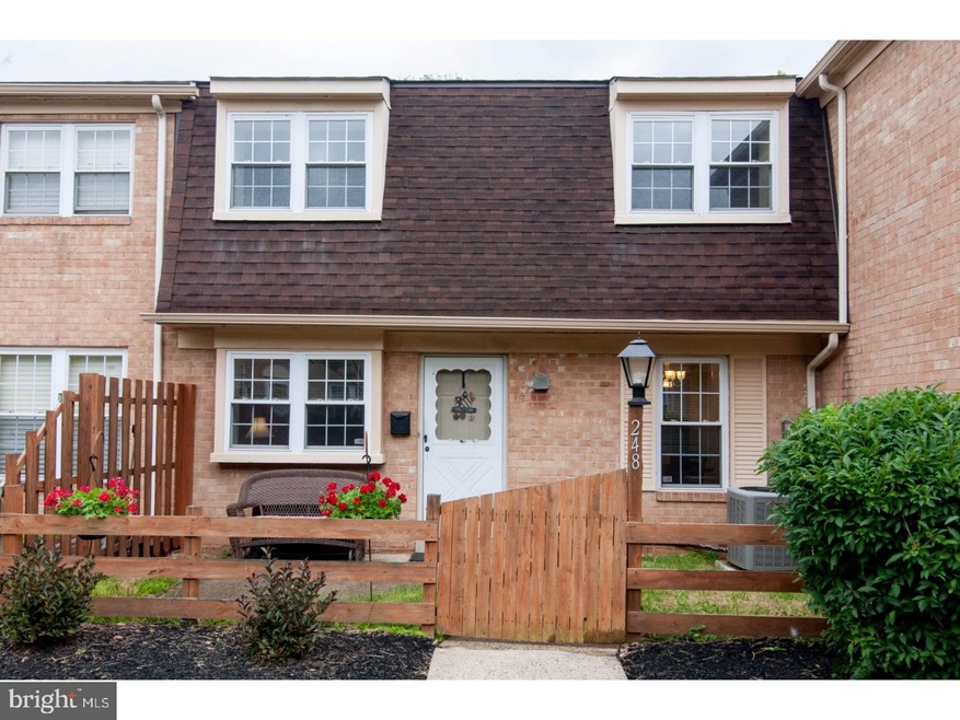 248 Arbour Ct, North Wales, PA 19454 - photo 1