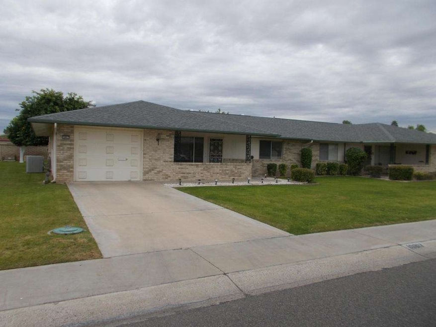 10817 W Cameo Dr, Sun City, AZ 85351 - photo 1