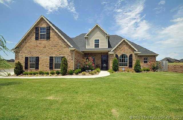 5602 Nottingham Place, Bartlesville, OK 74006 - photo 1