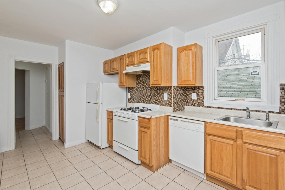 32 Winfield Ave unit 2, Jersey City, NJ 07305 - photo 1
