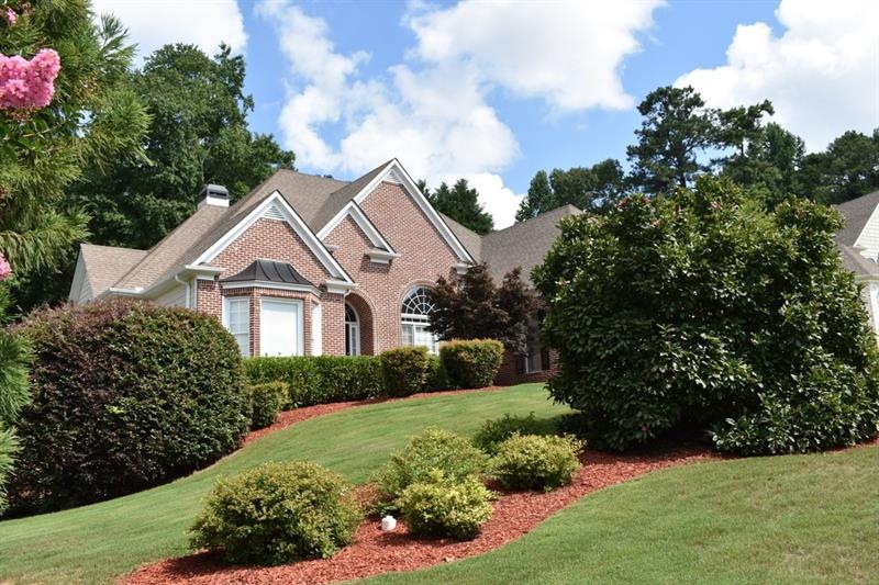 Beautiful one level Ranch home situated on a huge walk out daylight basement.