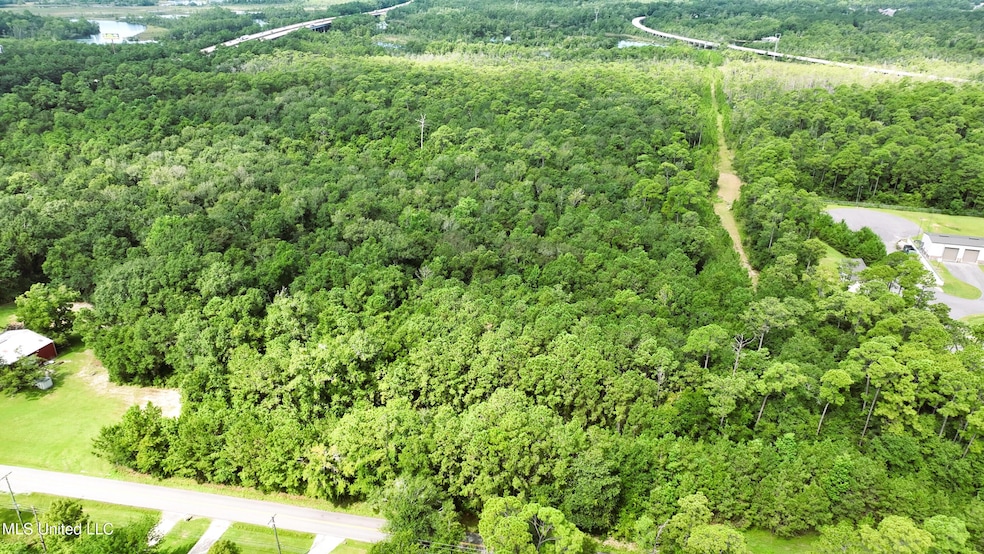 For Sale $230,000 • Co-Listing Agent