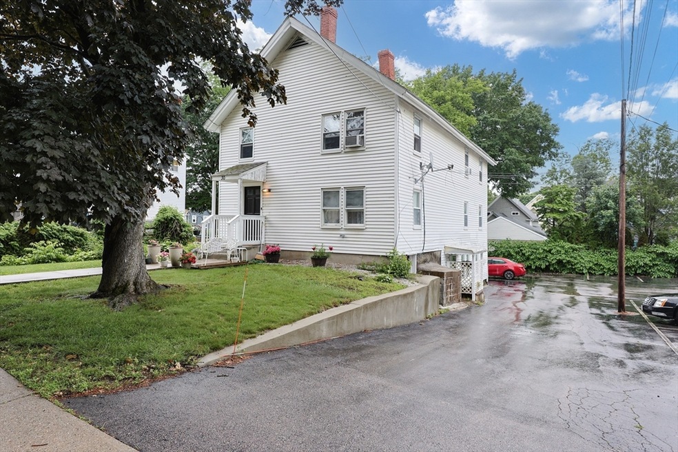 30 Emmons St unit 4, Franklin, MA 02038 - photo 1