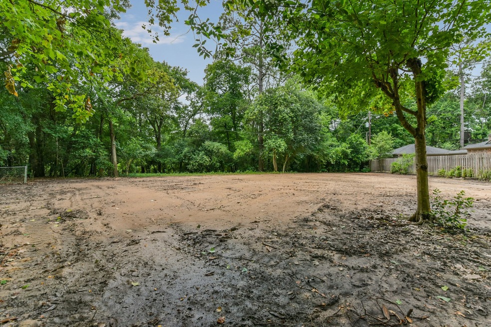 107 Paul Revere Dr, Houston, TX 77024 - photo 1