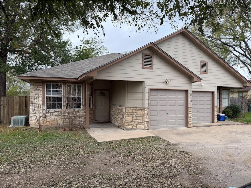 1814 State Highway 95 unit A, Bastrop, TX 78602 - photo 1