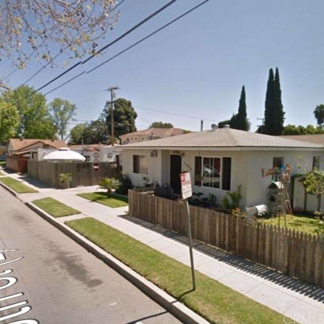 FRONT HOUSE