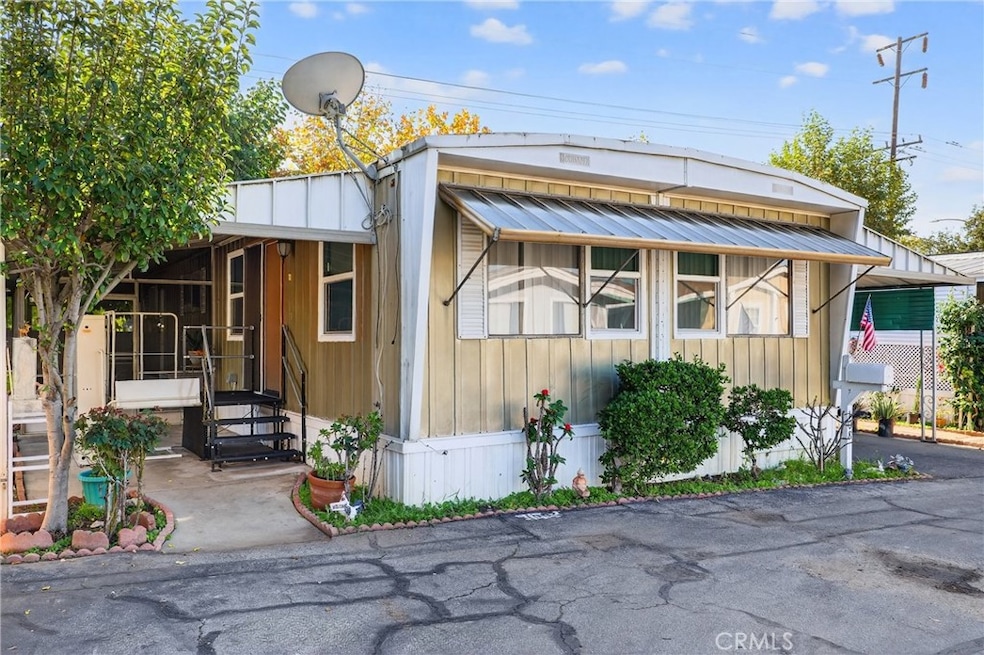 801 W Covina Blvd unit 108, San Dimas, CA 91773 - photo 1