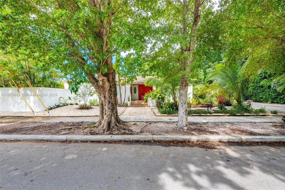 For Sale $1,600,000 • Co-Listing Agent