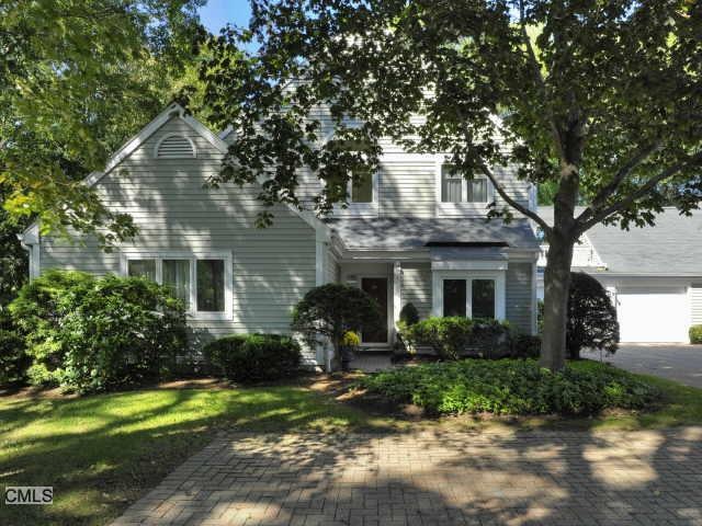 94 Barnes Rd, Stamford, CT 06902 - photo 1