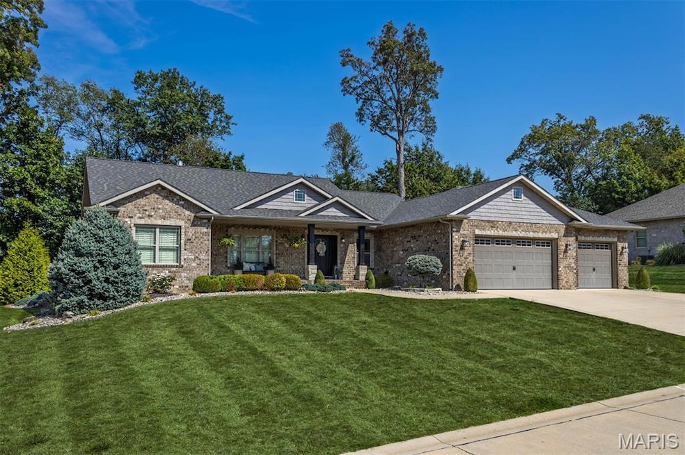 55 Independence Dr, Highland, IL 62249 - photo 1