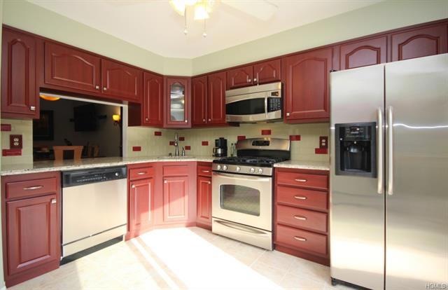 6 Adrian Ct unit 6-C, Cortlandt Manor, NY 10567 - photo 1