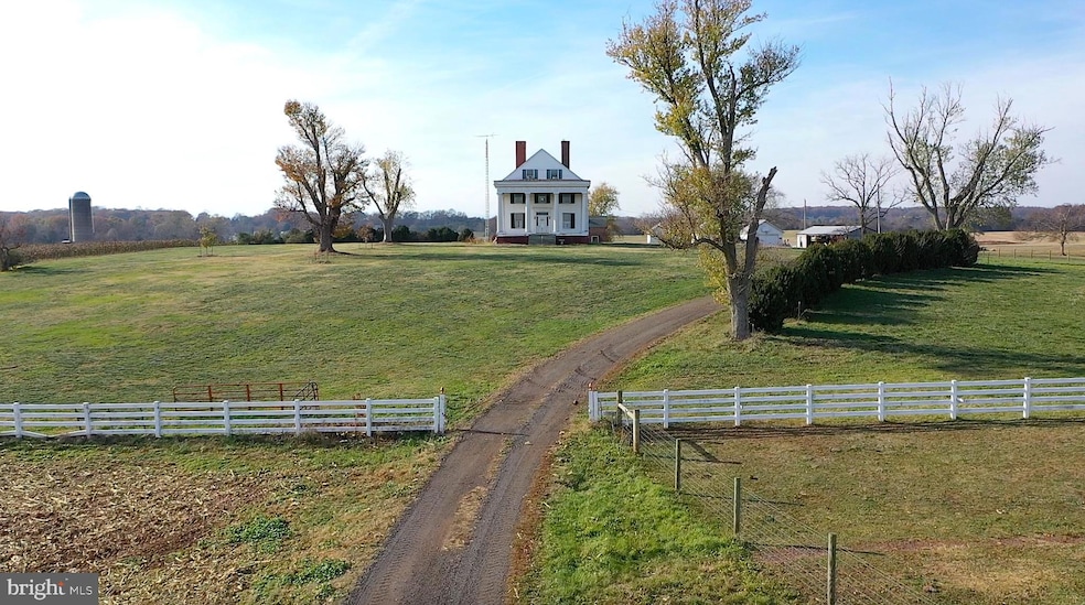 17736 Auburn Rd, Brandy Station, VA 22714 - photo 1