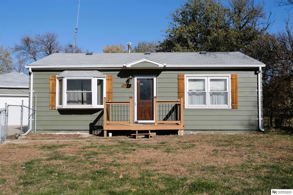 3902 Overlook Cir, Bellevue, NE 68147 - photo 1