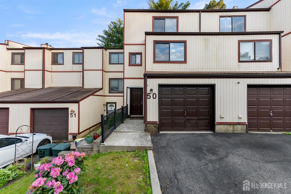 Sold $385,000 • Co-Listing Agent