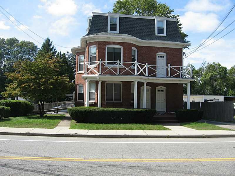 158 High St, Westerly, RI 02891 - photo 1