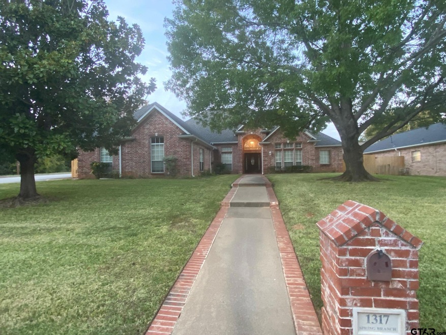 1317 1317 Spring Branch Dr, Tyler, TX 75703 - photo 1