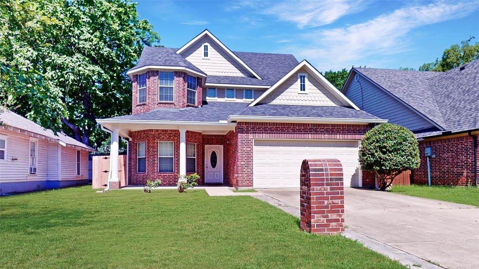 Check out the link to view the 3D virtual tour of 