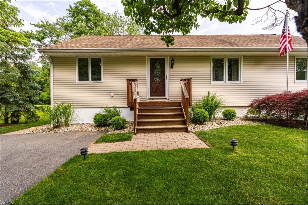 31 Elm Ave, Parsippany, NJ 07054 - photo 1