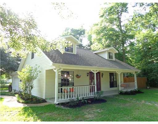 4609 Dutch Bayou Rd, Moss Point, MS 39563 - photo 1