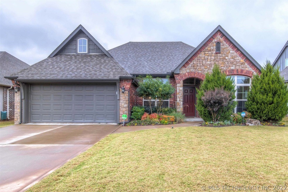 8104 S Gardenia Ave, Broken Arrow, OK 74011 - photo 1