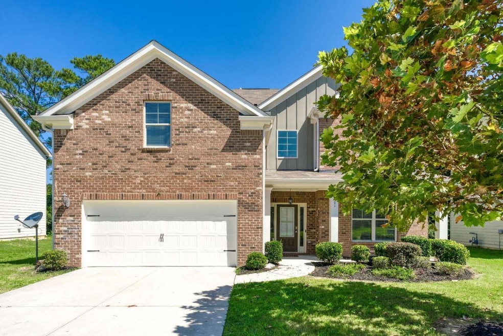 2401 Overlook Ave, Lithonia, GA 30058 - photo 1