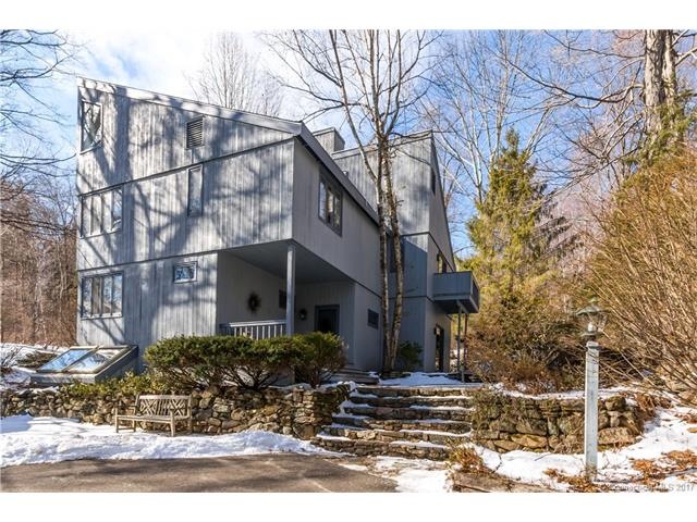 9 Up the Rd, West Simsbury, CT 06092 - photo 1