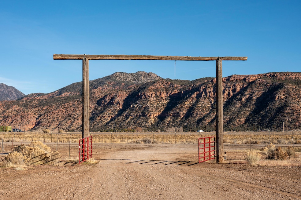 0 Lot 6 Flying Calute Rancheros unit 114120, Paragonah, UT 84760 - photo 1