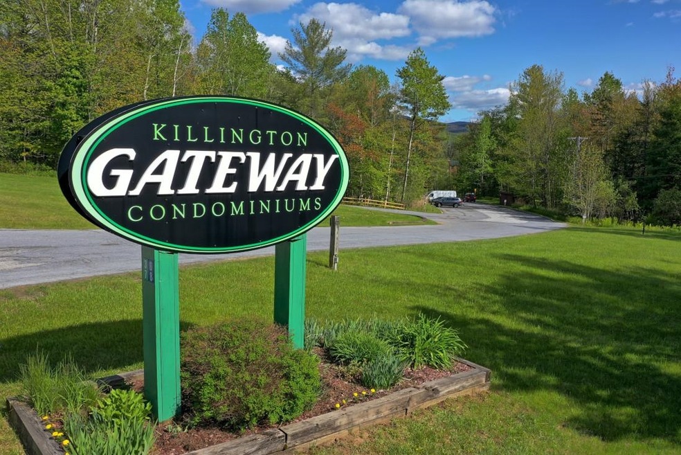 Conveniently located midway between Killington and