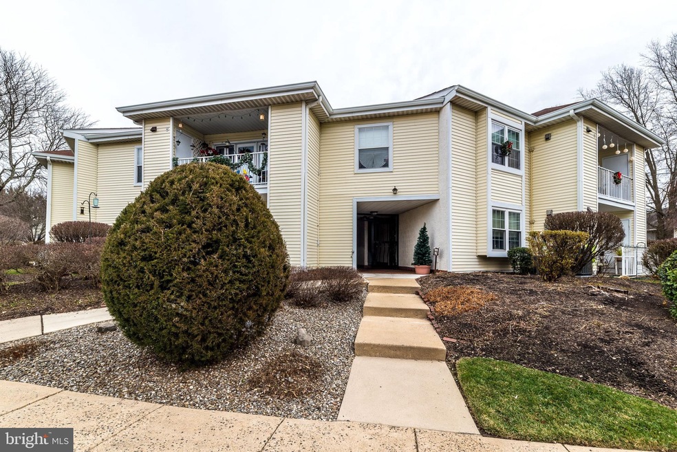 1301 Steamboat Station unit 1301, Southampton, PA 18966 - photo 1