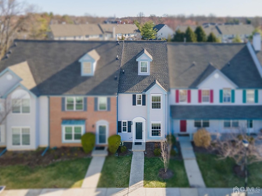 75 Lynnette Ct, Kendall Park, NJ 08824 - photo 1